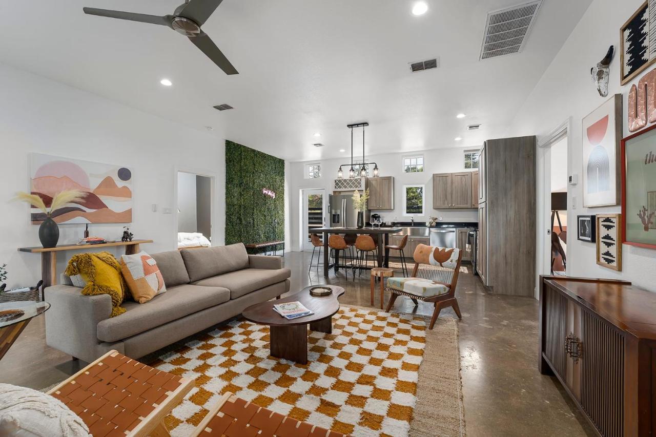 Container Haus Pet Friendly With Cowboy Pool Villa Fredericksburg Exterior photo